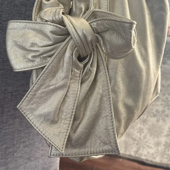 Valentino Garavani Gold Metallic Leather Hobo Bag Y2K Vintage - Picture 7 of 16